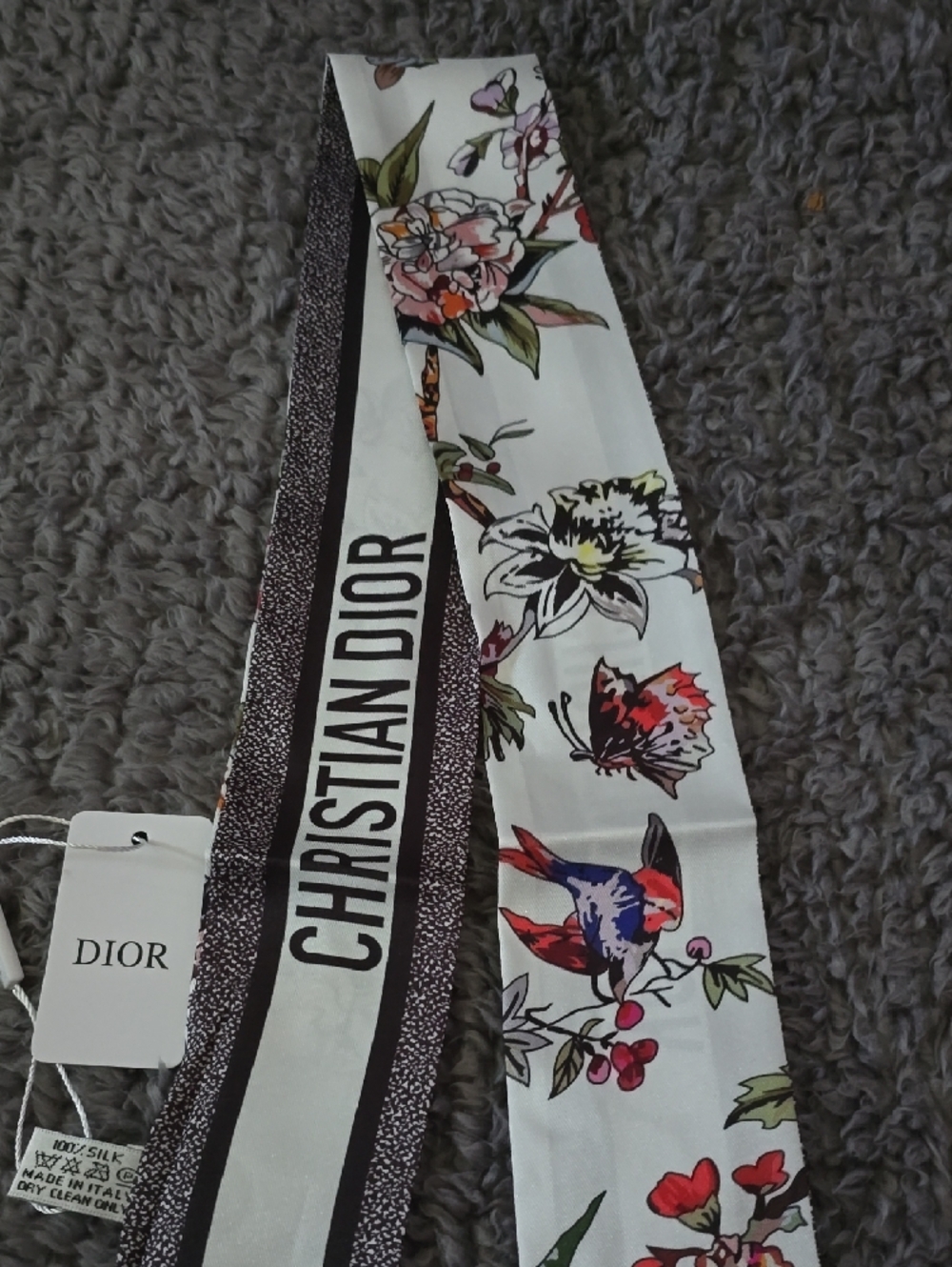 ♡♡♡ Dior Floral Silk Twilly with Christian Dior Script in White, Red, Green Blue - Picture 5 of 6